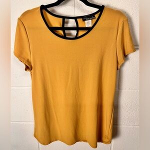 Vintage Mustard and Black Short Sleeve Top with Keyhole Back Size L